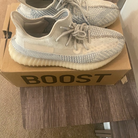 Yeezy non reflected cloudy white